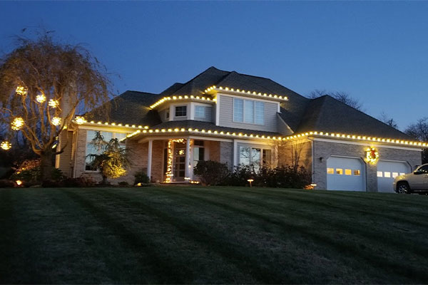 Christmas Light Installation Company in Allentown PA 1